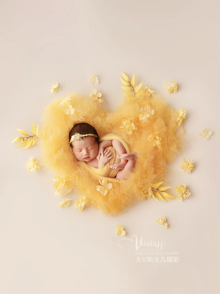 Photography props new product full moon baby photography props newborn baby photos newborn baby photos