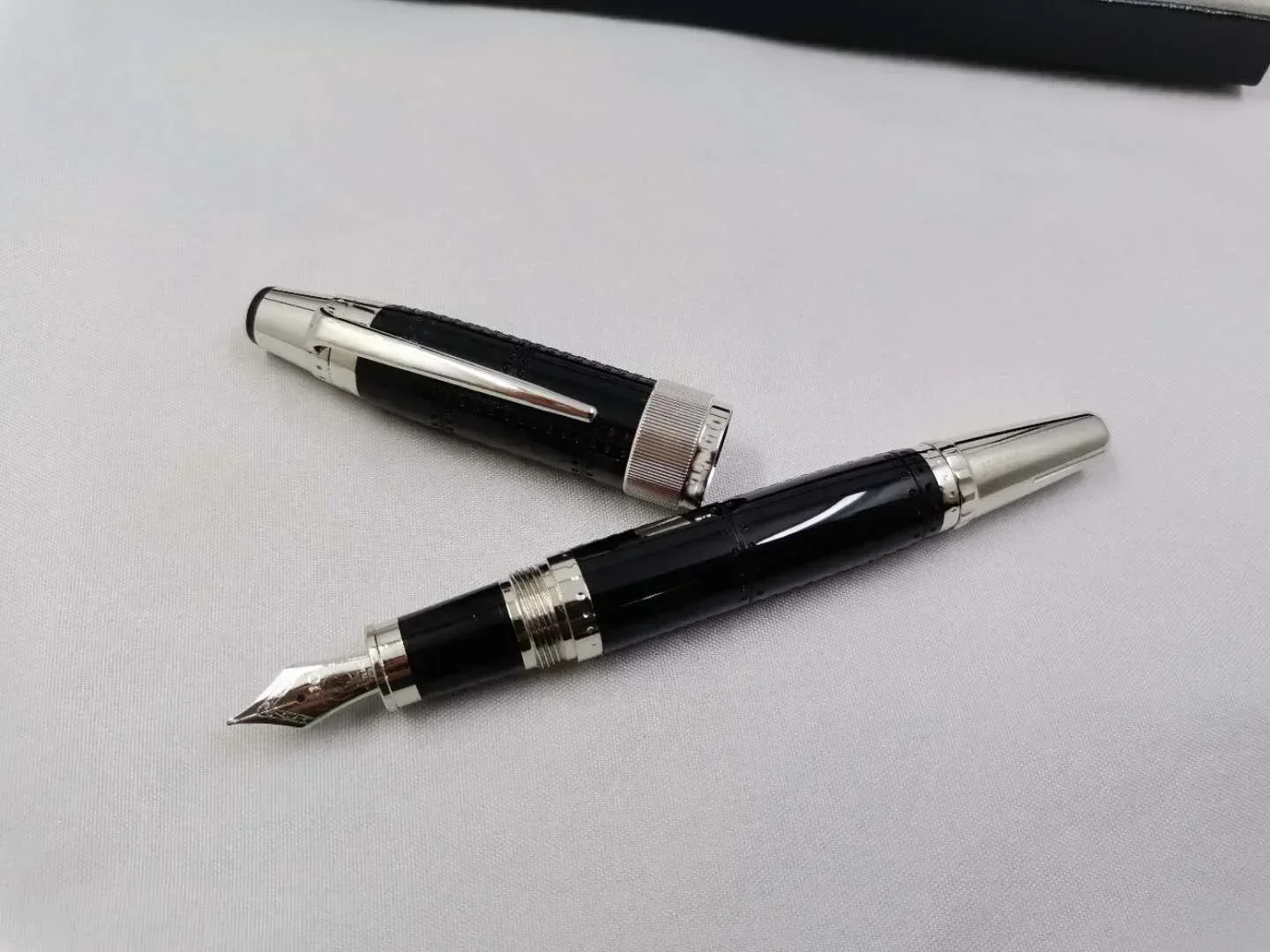 

Wakaka Antoine de Saint-Exupéry fountain pen Roller Ball Ink Pen