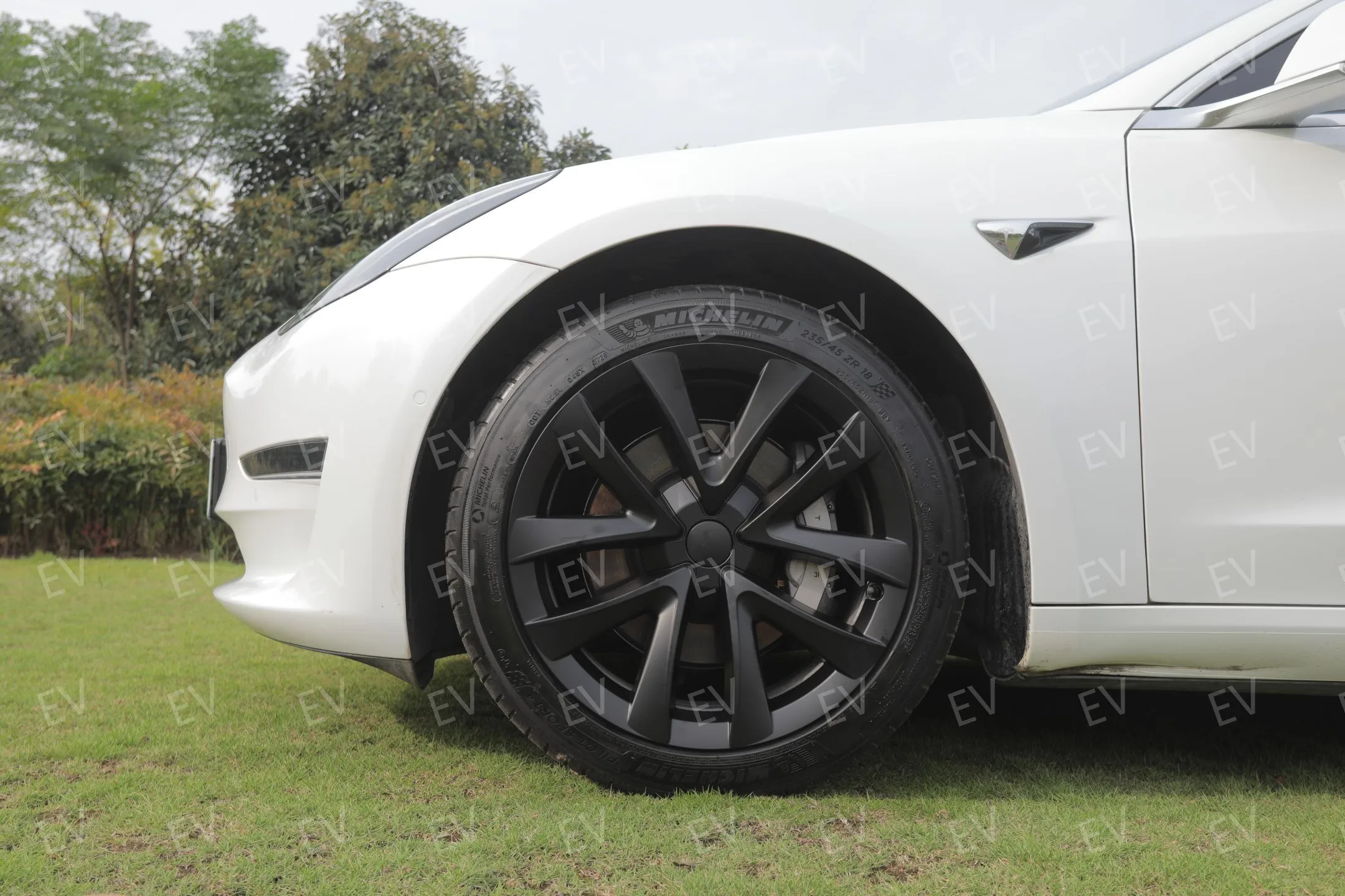 

4PCS Design For TESLA Model 3 2017-2023 18 Inch Arachnid Style Wheel Cover Hubcaps Cap For Model 3 Wheel Cover Accessories