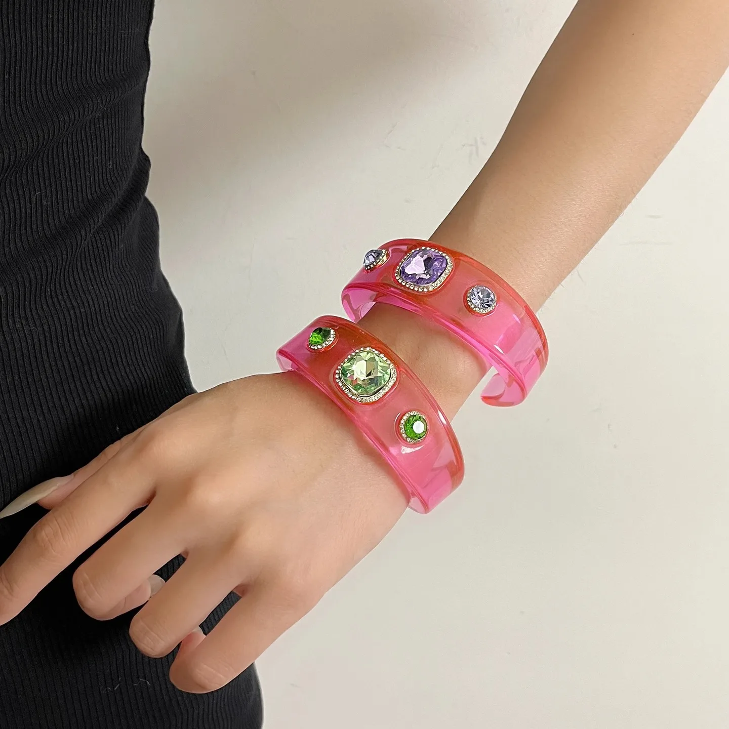 HangZhi Sweet Geometric C-shaped Rhinestone Resin Open Bracelet Personalized Colorful clear Cuff Bangle Jewelry for Women New