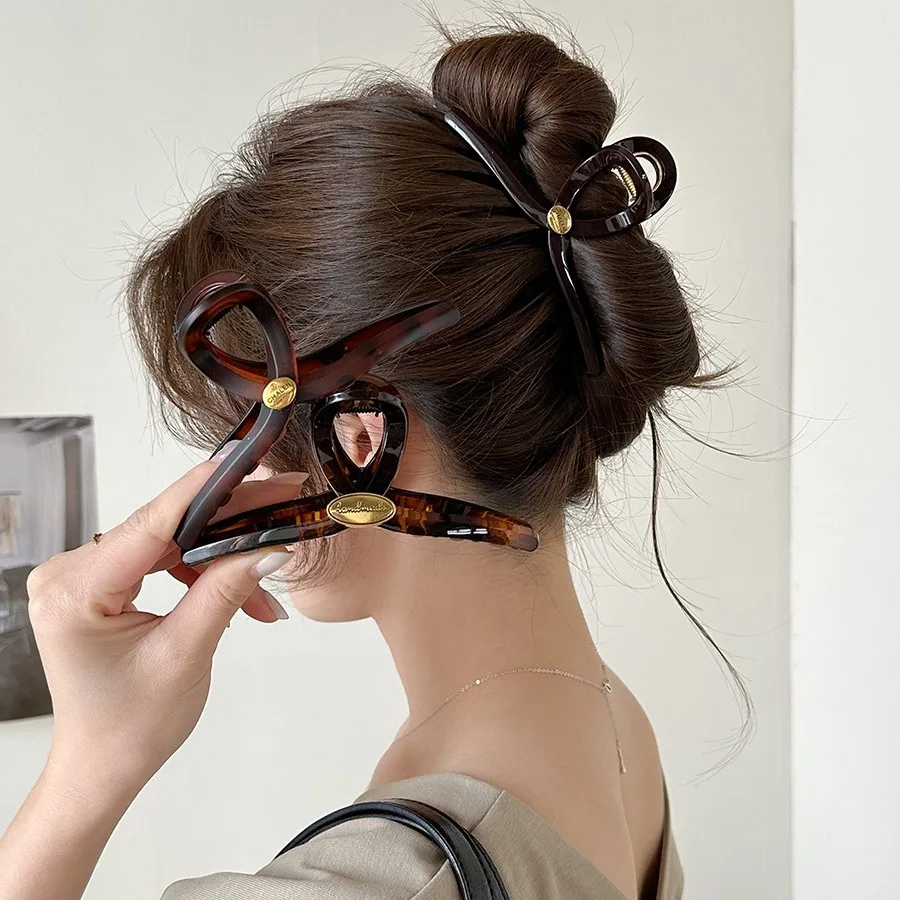 

Tortoiseshell Hair Claw Clip Gold Letter Logo Shark Clip for Updo Premium Acrylic Non Slip for Daily Home