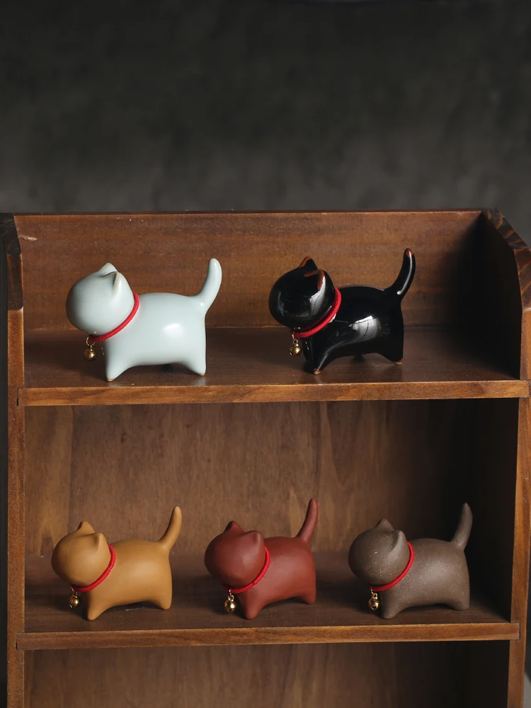 Cute Ceramic  Tea Pet Potted Plant Decoration Lovely Stationery Paper Weight Bookend Pen Rest  Themed Gift