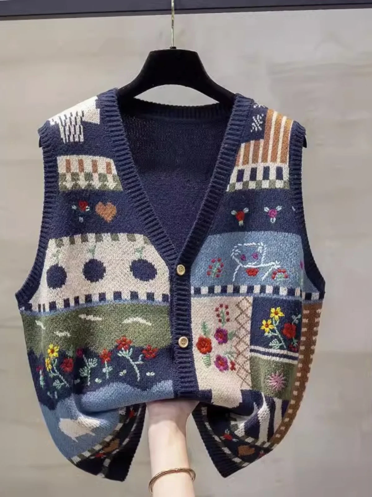 

Loose Knitted V-Ne Cardigan Women's Vest fiti Sweater Outerwear Trendy oulder Pad Spring Summer New Arrival