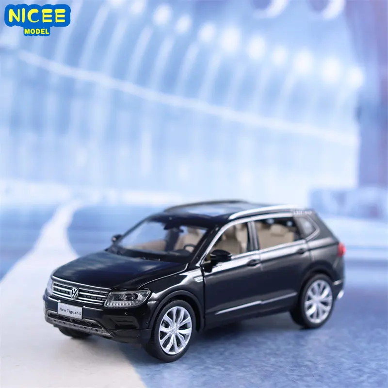 

1:32 Volkswagen Tiguan L SUV High Simulation Diecast Metal Alloy Model car Sound Light Pull Back Collection Kids Toy Gifts F422