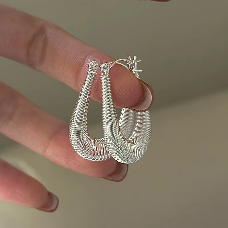 

CHOZON S925 Solid Silver Spring Ear Cuff Korean Vintage Minimalist Dainty Jewelry Gift for Women