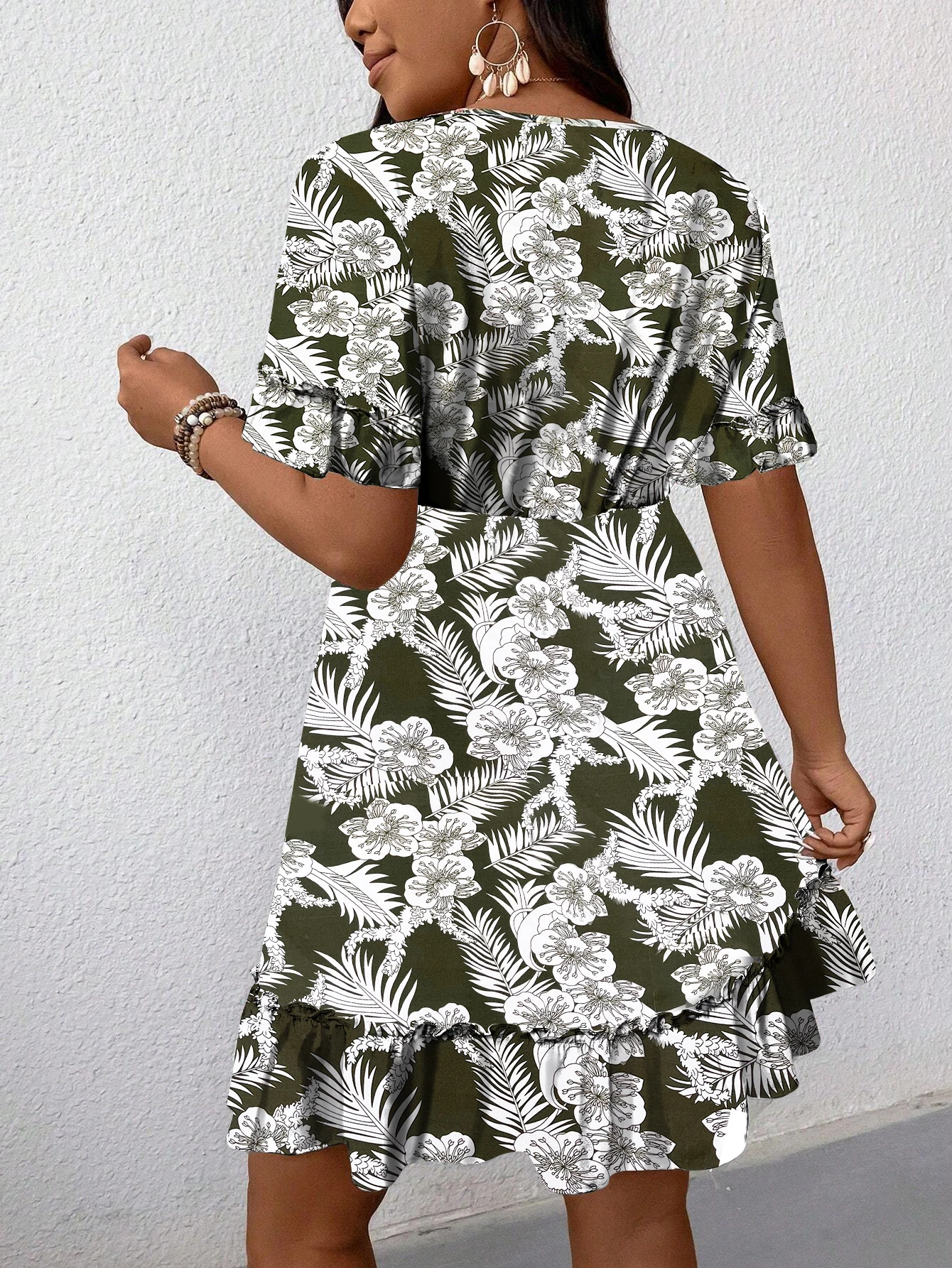 Plus Size Women Floral Dress V Neck Tie Front Short Ruffle Sleeve Tropical Print Ruffle Hem Summer Casual A Line Dress