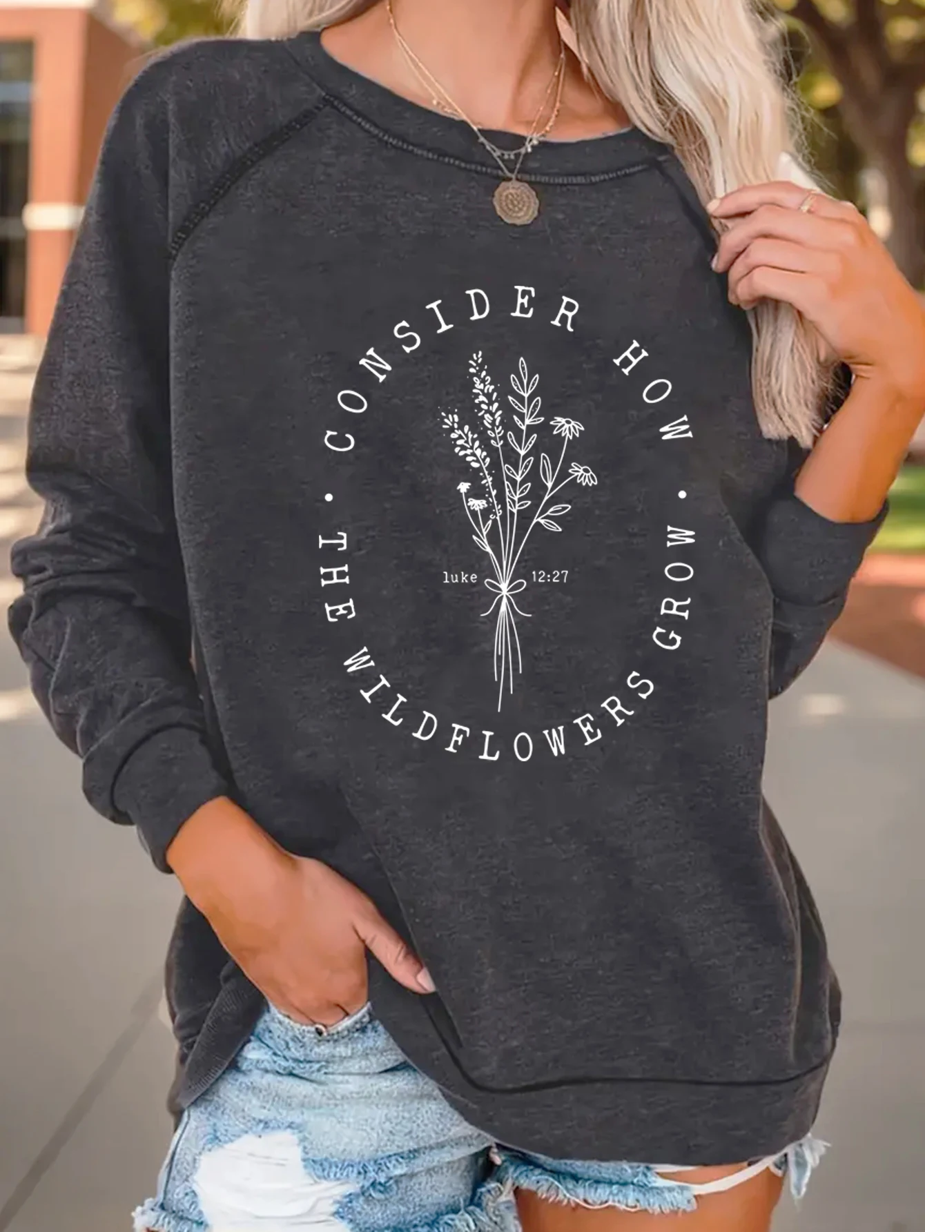 

Creative Letter Bouquet Printed Sweatshirt Casual Round Neck Raglan Long Sleeve Sweatshirt Autumn and Spring WomenClothing