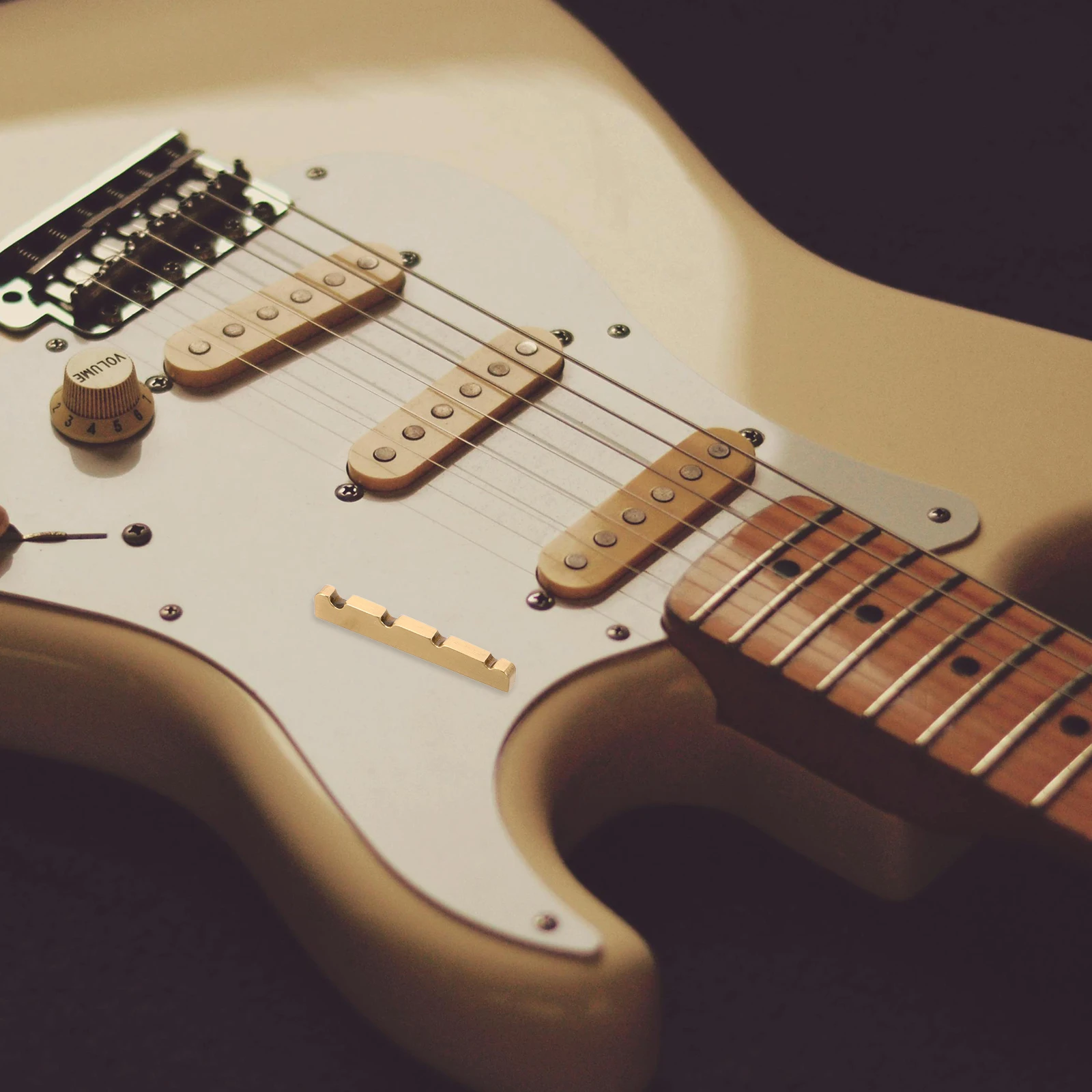 

Replacement Electric Bass String Durable Material Curved Slot Design Flat Bottom Tool For Guitar Repair Easy Install Light Brown