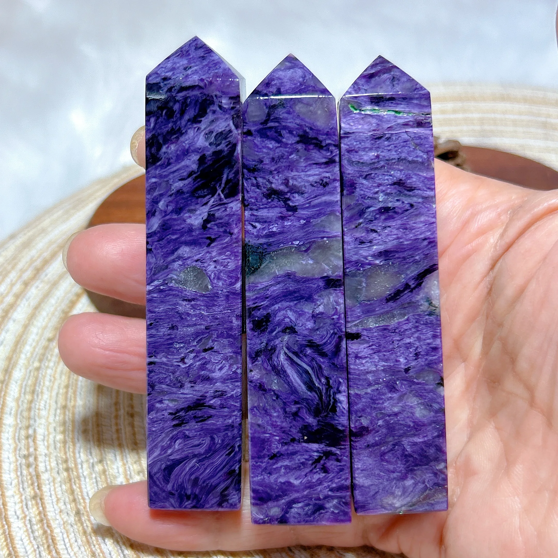 Healing Natural Crystals Charoite Point Tower Mediation Energy Gemstone Colorful Painting Room Decor Home Decorations Gift