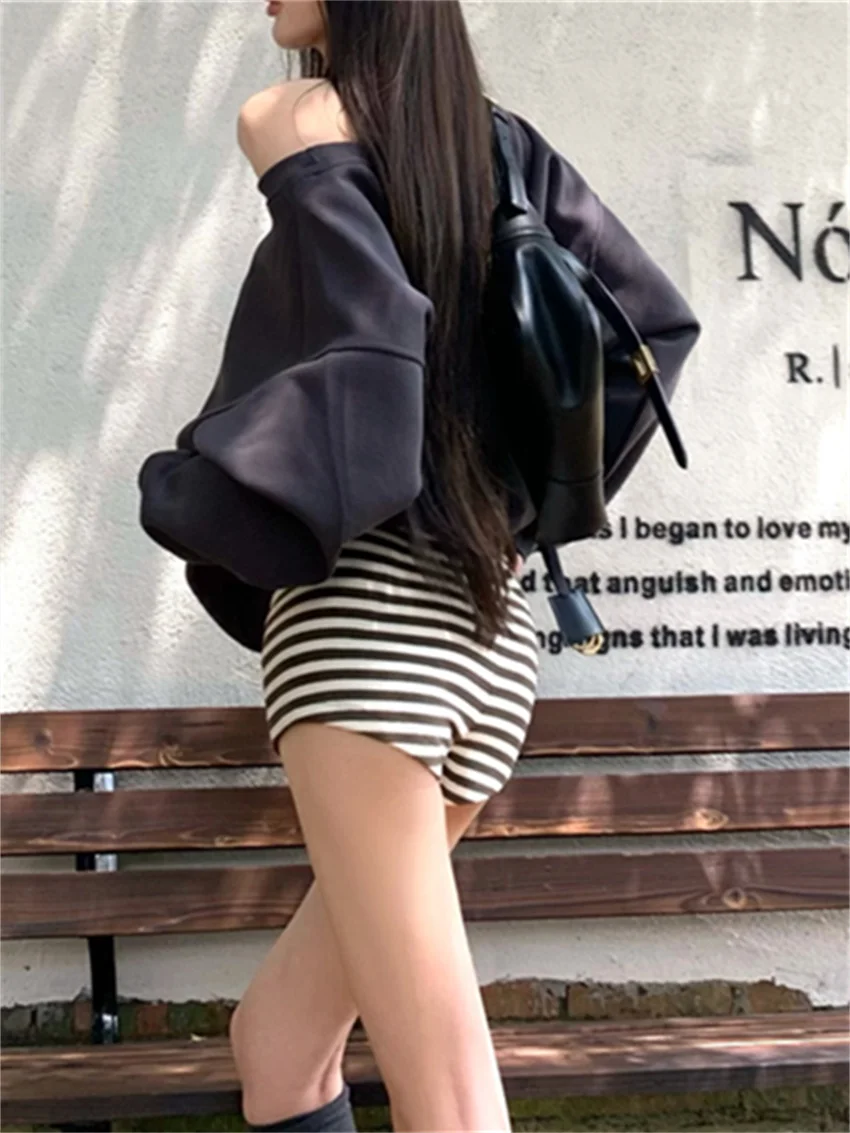 كنزات رياضية صلبة عالية كيتي للنساء ، أنيقة فضفاضة ، قطن ، شورت ضيق بخطوط ، سيدة مكتب ، كاجوال جديد ، رأ ، خريف ،