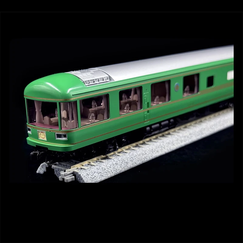 3 Sections KATO 1/87 Train Model HO Scale 3-522 JR 24 Series Express Rail Car Model Toy