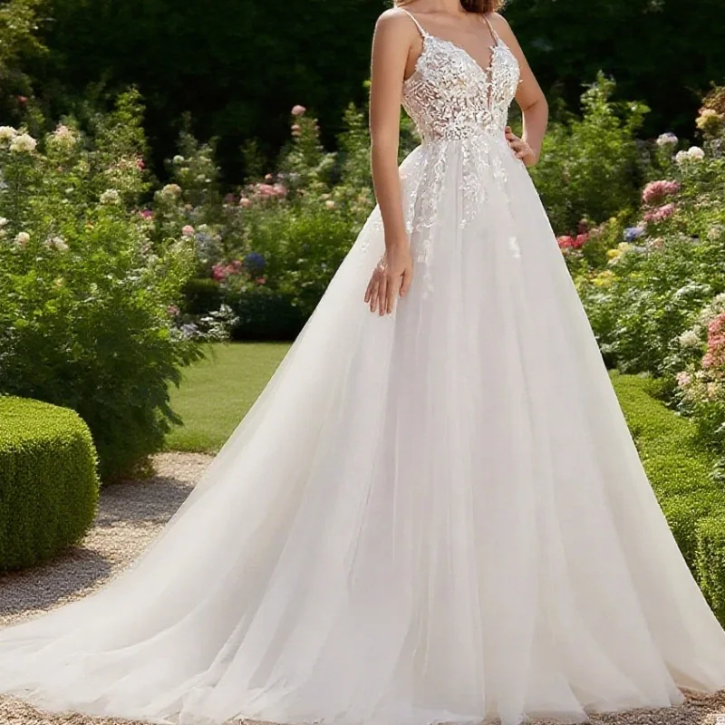 

A Line Lace Wedding Dresses For Bride Women Floor Length Sexy Garden White Bridal Gown Customized