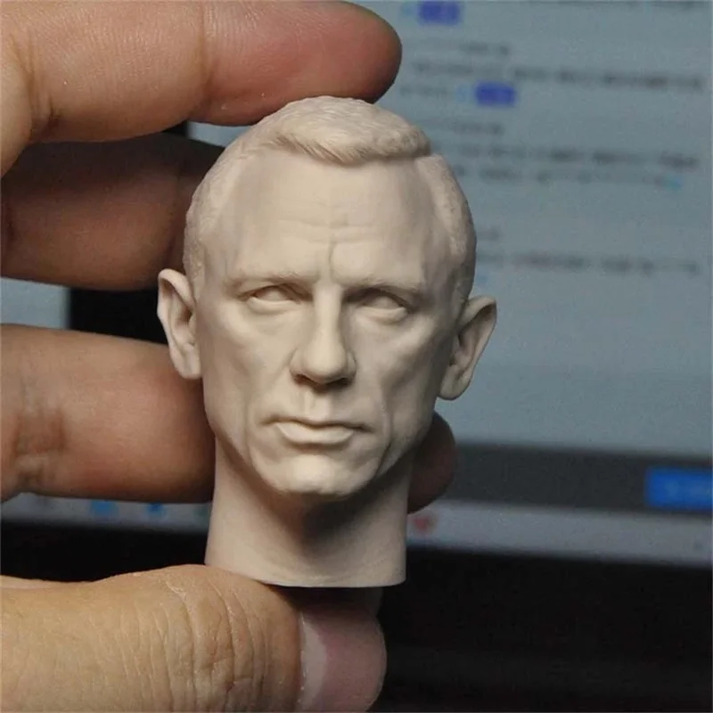 

1/6 Male Daniel Craig Head Carving Unpainted Serious Expression Model Toy Fit 12'' Action Figure Body In Stock