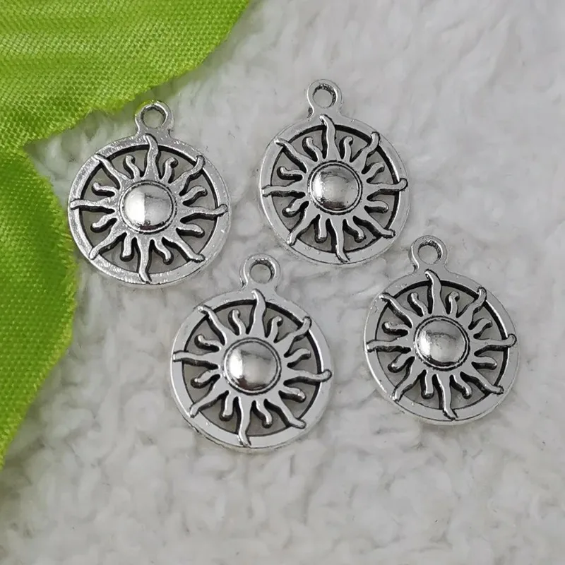 210 Stück antiksilberfarbene runde Sonnen-Anhänger, 20 x 16 mm, für Armbänder, Ohrringe, Schmuckherstellung, Großhandel – Detail 1