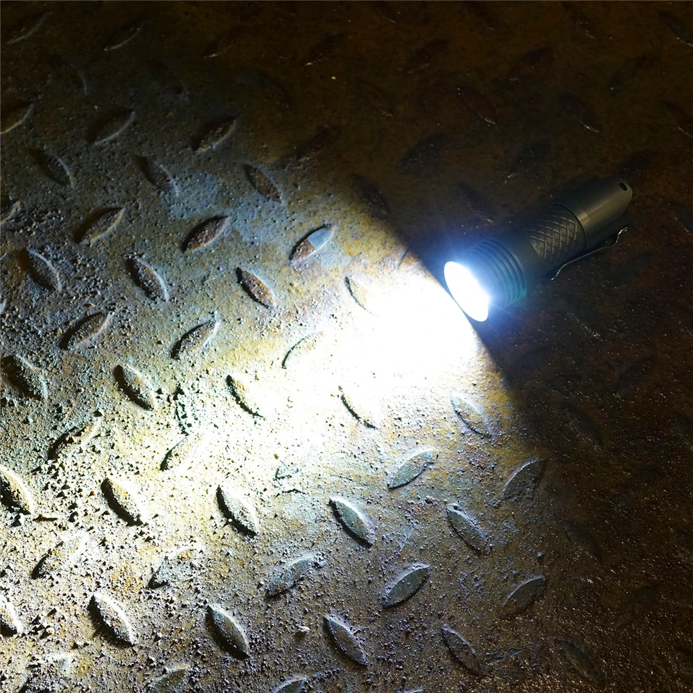 MecArmy PS16 Titanium Tactical Flashlight Max 2000 Lumens 4*XP-G3 LEDs Flashlight Outdoor Lantern Torch Built-in 16340 battery