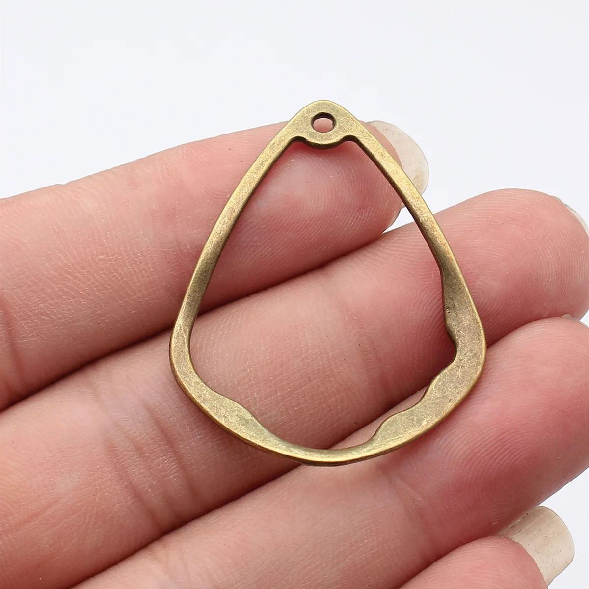 10pcs 41x33mm Antique Silver Color Antique Gold Color Antique Bronze Color Hollowed-Out Geometric Teardrop Pendant