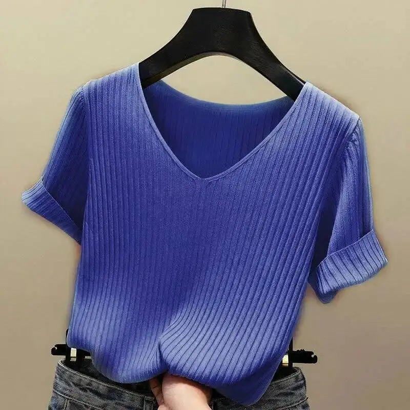 

2025 New Summer V-Neck Knitted Sweater Women's Short Sleeves Jumpers Pullovers Casual Slim Fit Knitwear Bottoming Shirt