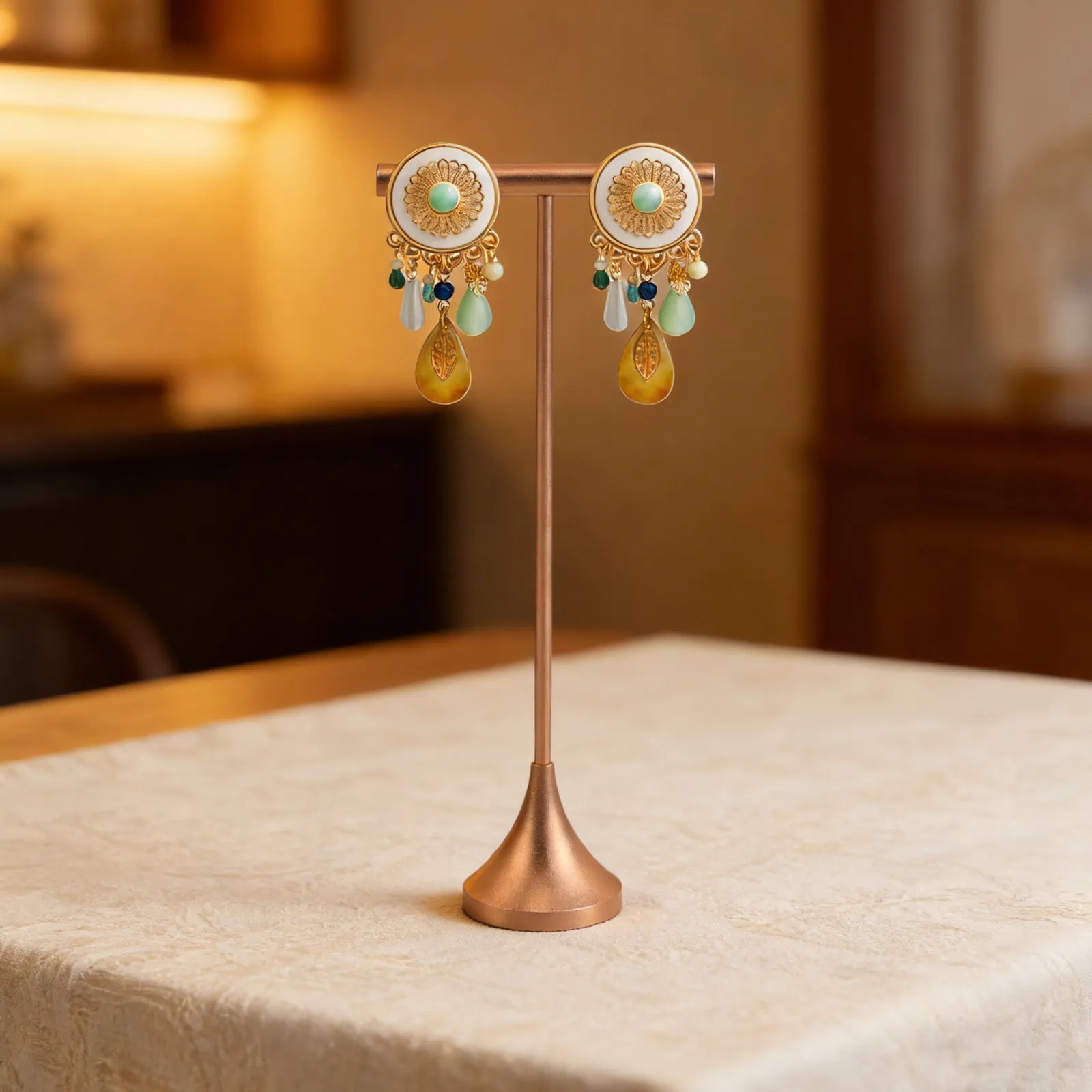 Stable T-Shape Earring Display Stand 5.8x2.4 Inch Sleek Metal Jewelry Holder for Vendors Selling Photos Boutique Counter Earring