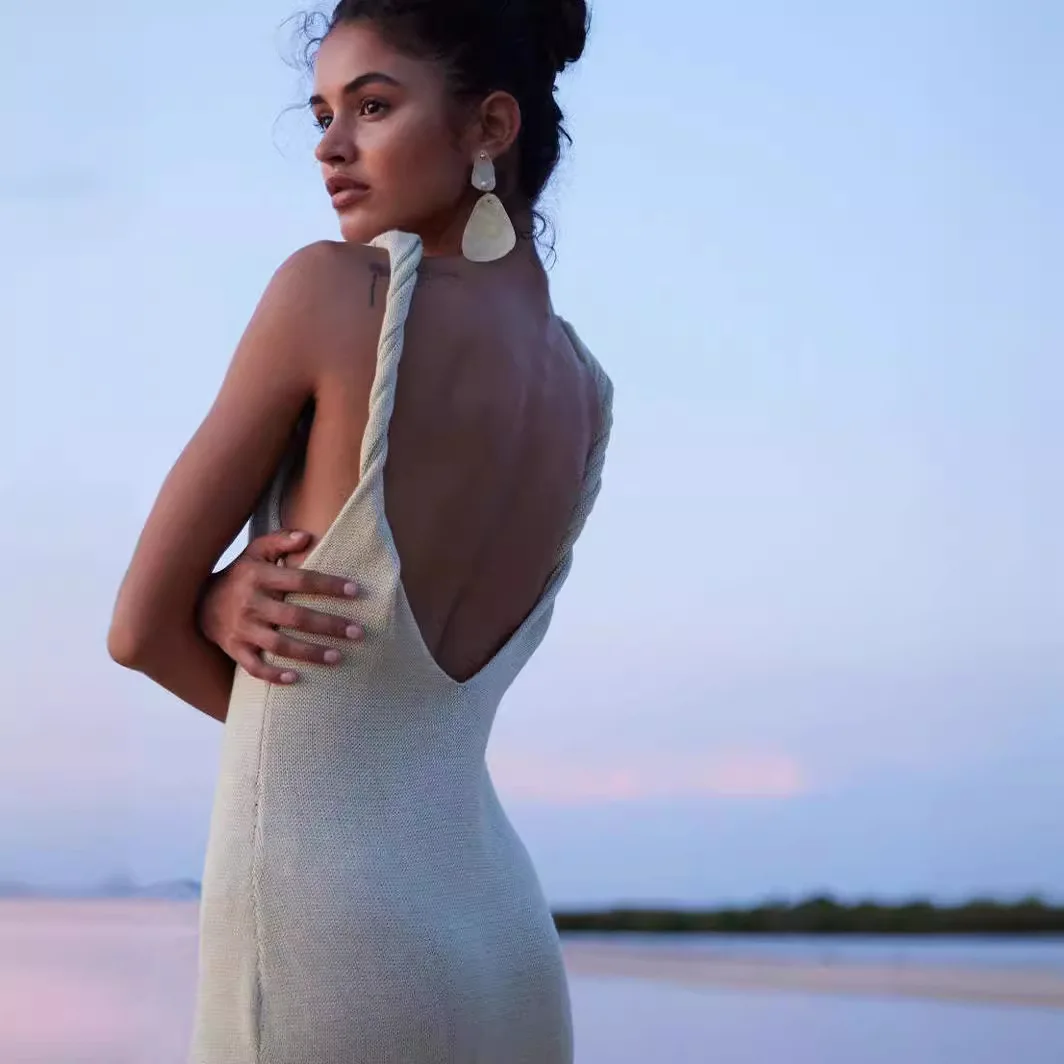 Summer New Sexy Deep V Open Back Knitted Dress Solid Color High Waist Slim Fit Resort Beach Dress