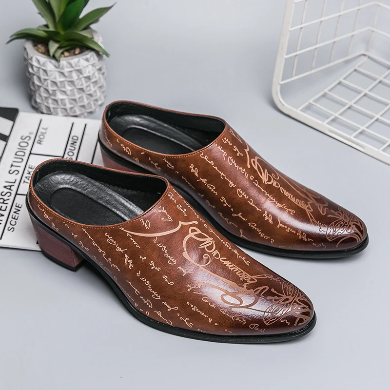 Men Brown Leather Mules Slippers Retro Letter Print Pointed Toe Low Heel Slip on Casual Dress Shoes for Party Office