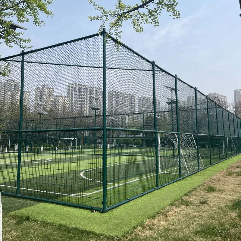 Custom. درابزين من الفولاذ المقاوم للصدأ المجلفن بفتحة مربعة مثقوبة، قطع منحني مناسب مثل مصنع ملعب المزرعة