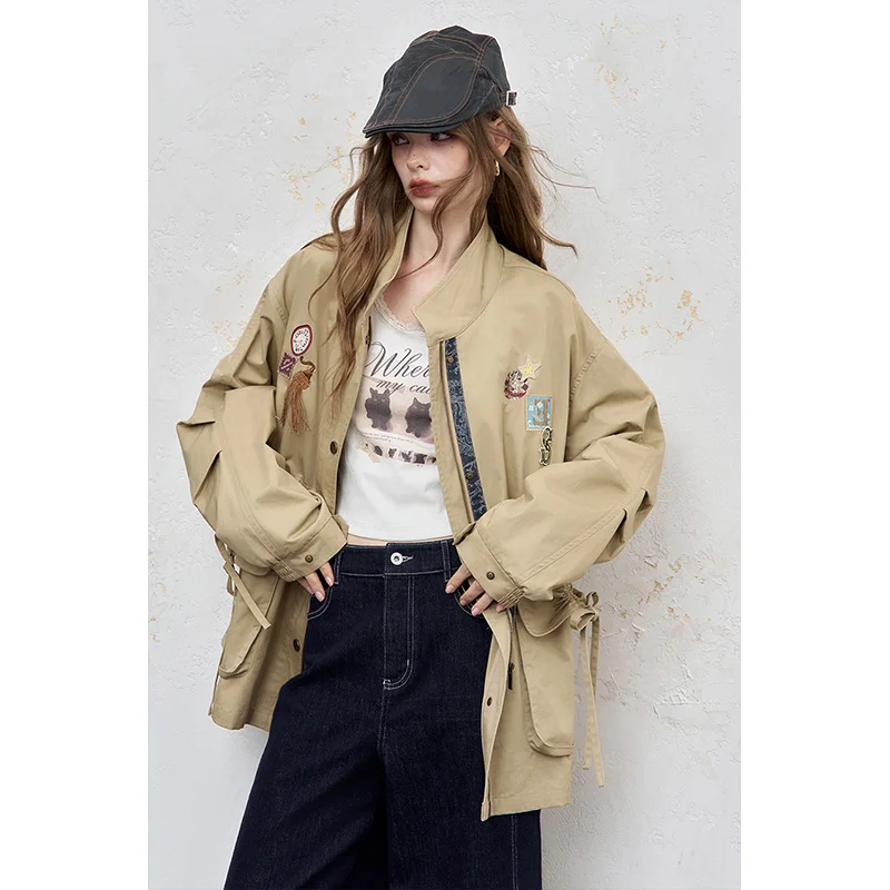 ELFSACK Women's Loose-Fit Jacket with Embroidery Patches, Casual Stand Collar Outerwear for Daily Wear, Vintage Utility Coat