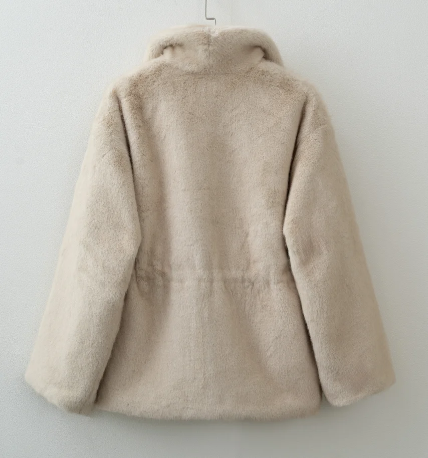 Рисунок 5 - шуба женская из искусственного