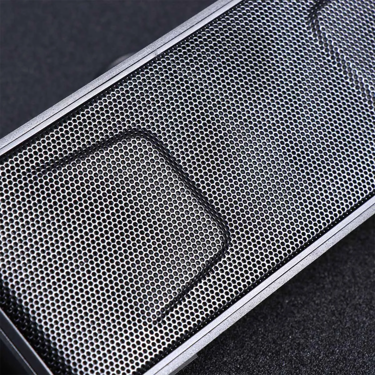 

Mini Portable 4.0 Speaker Subwoofer Black Wireless Fm Radio Mp3 Player Stereo Bass Built-in Microphone Hands-Free