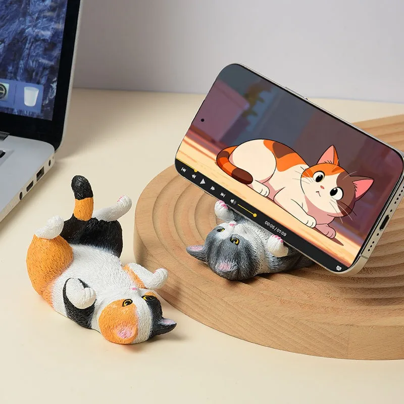 حامل هاتف رائع للقطط الواقعية - لعبة مكتب إبداعية لطيفة من الراتنج على شكل قطة برتقالية وديكو