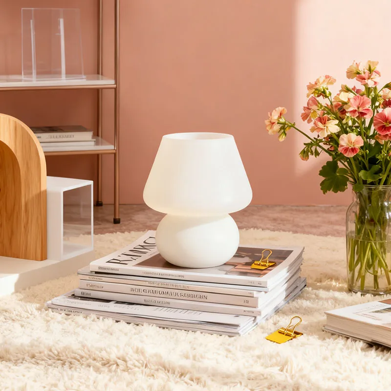 

Магазин без названия, винтажная стеклянная настольная лампа Instagram, лампа для девочки, прикроватная лампа, атмосфера спальни, настольная лампа для детской спальни