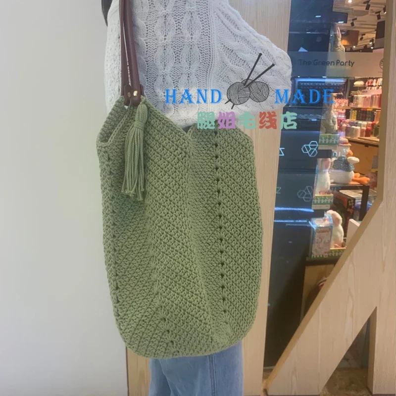 Large-capacity shopping basket bag diy crocheted material bag hollow leisure function bag cotton wool hand-woven.