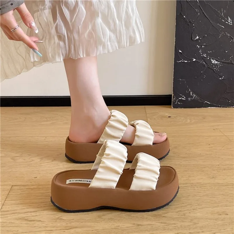 

Elegant Cute Open Toe Flat Slippers for Women Summer New Stylish Comfortable Shoes Beach Thick Non-slip Platform