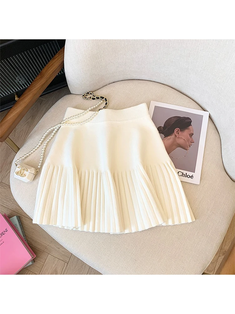 

Summer Women Korean Fashion Cute Core Mini Solid Color Knit Pleated Skirt Gyaru 2000s Aesthetic A-line Retro Kpop Vintage Tide