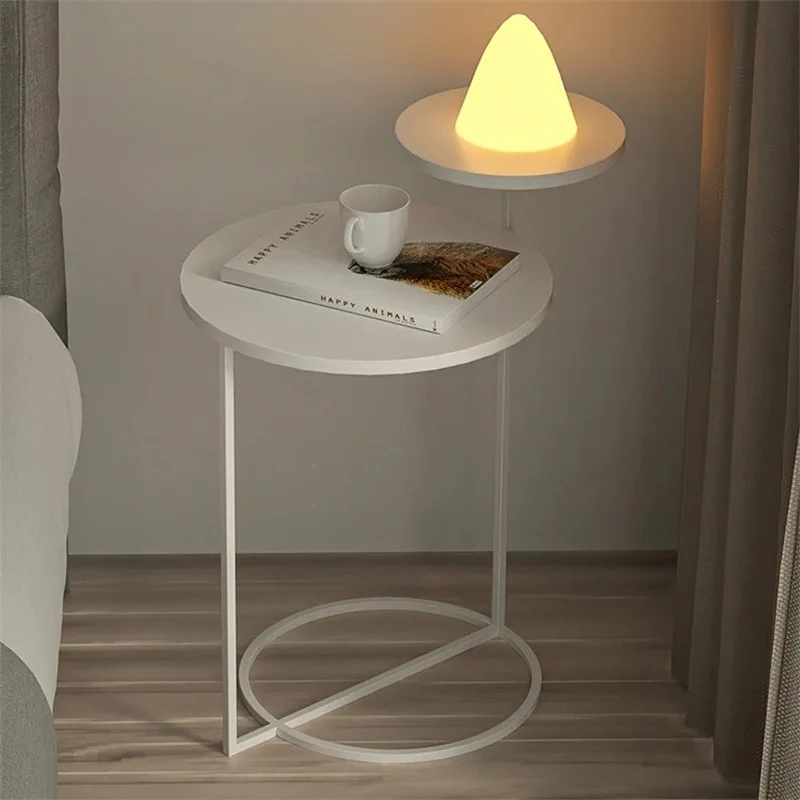 Nordic White Wrought Iron Bedside Table Bedroom Furniture Minimalist Design Creative Sofa Side Table Home Round Nightstand T