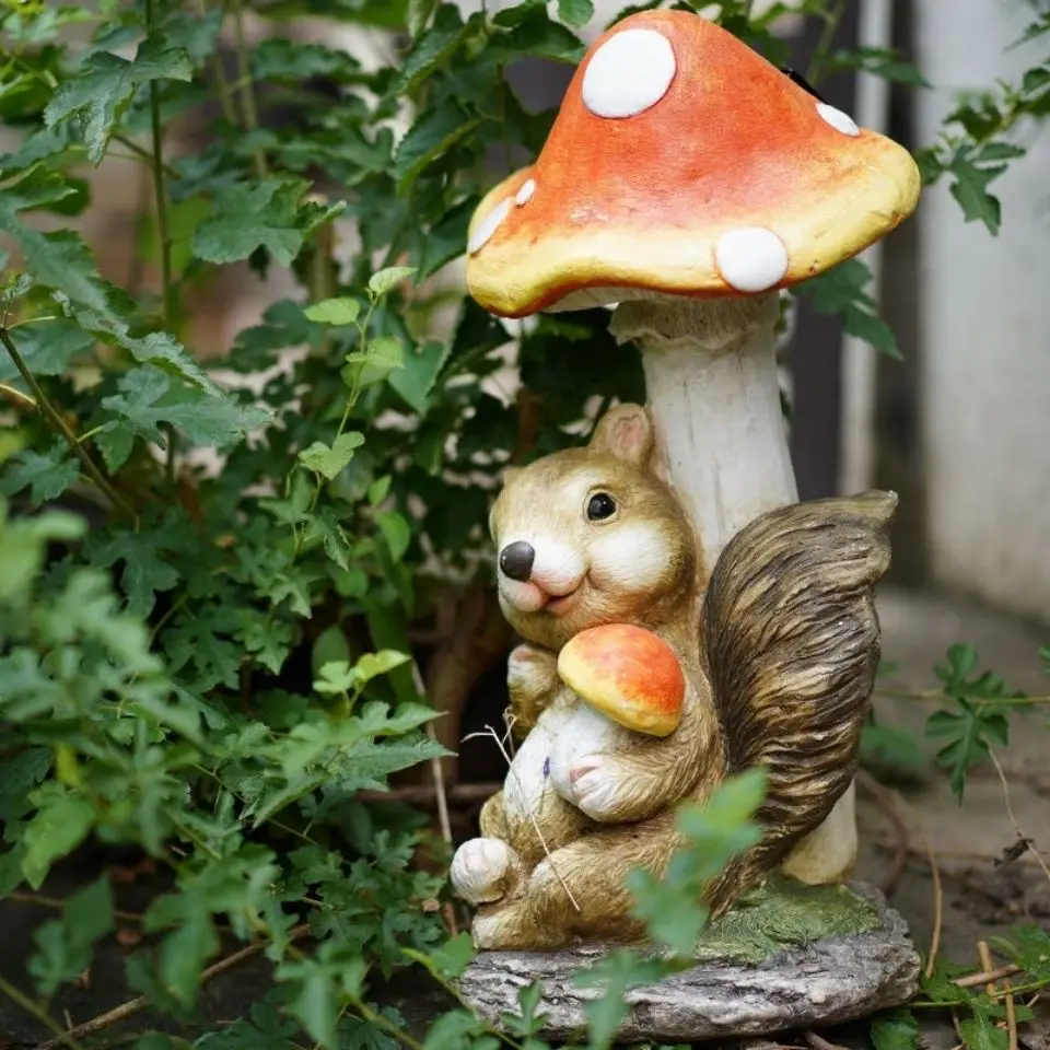 Solar Cartoon Animal Mushroom Squirrel Rabbit Cement Ornament Balcony Outdoor Garden Figurines Crafts Park Layout Lawn Sculpture