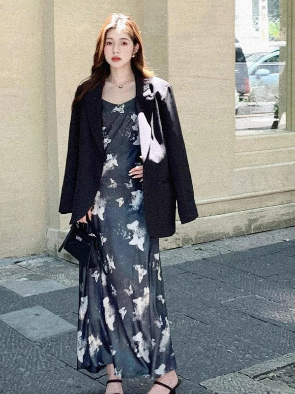 

Элегантный черный пиджак женский свободного кроя в повседневном стиле, весна-осень, новая корейская версия, шикарный дизайн прямого кроя малого размера