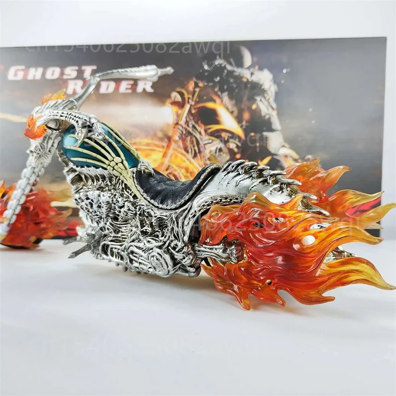 Ghost Rider mit Motorrad Figur zum 85. Jubiläum, Leuchtende Flammen-Effekt Glühende Motorrad-Sammlerfigur Modell Spielzeug 38CM – Detail 21