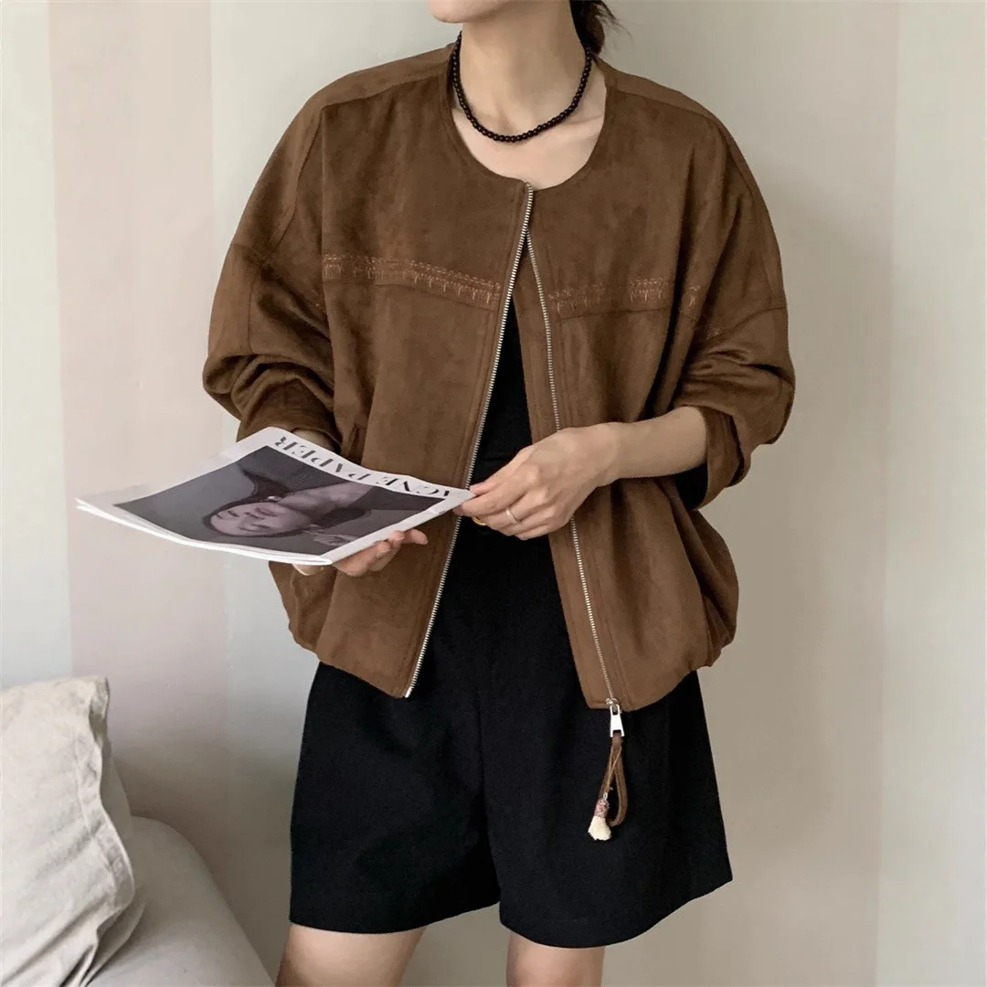 

2026 Spring Women's Cropped Jacket Elegant Crew Neck Casual Jacket Fashion Minimalist Short Jacket Vintage Niche Design Outwear