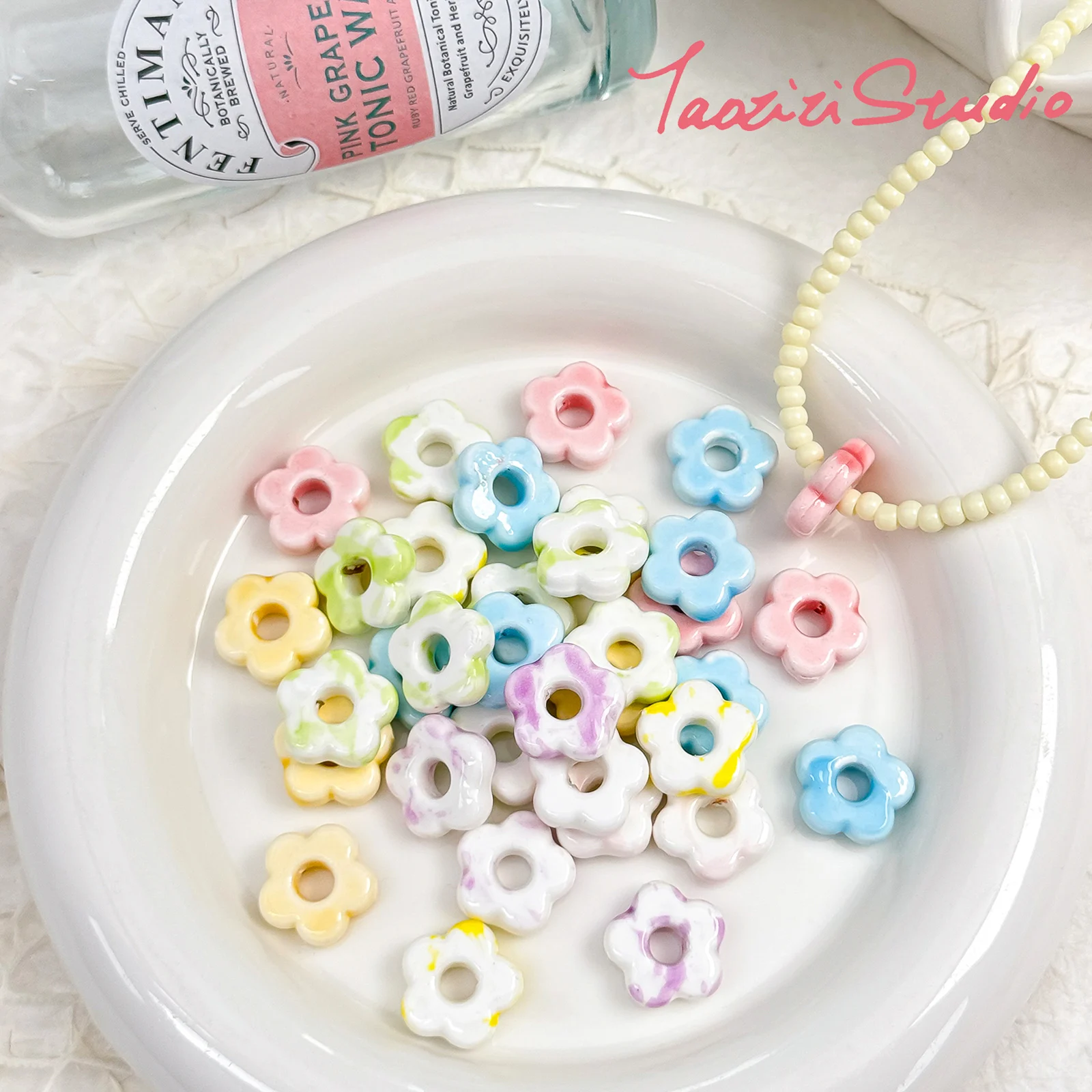 Handmade DIY aron adient Cerc Flower Mobile Phone Chain Accories Beads Bracelet Nelace Cute Diffusion Material