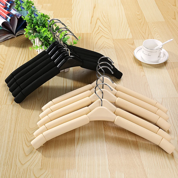 5Pcs Non-Slip Seamless Sponge Hangers for Adults and Children, Foam Hangers with Clips for Clothing Stores, Suitable for Hanging Clothes in the Bedroom/Bathroom/Outdoor, a Space-Saving Wardrobe Essential