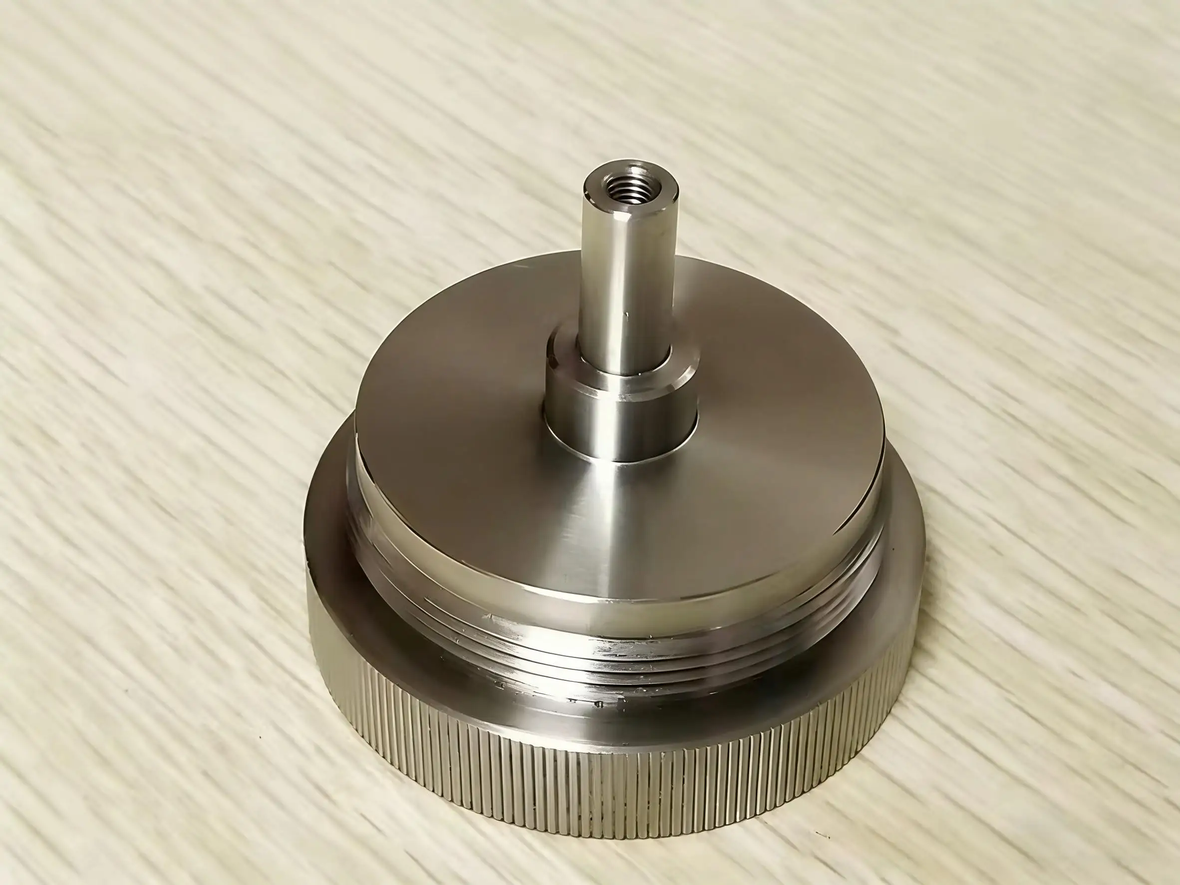 

Инструмент для снятия деталей X256C414H01, направляющее колесо роликового сиденья 57.4x50, нижний роликовый вал для электроэрозионного станка Mitsubishi MV