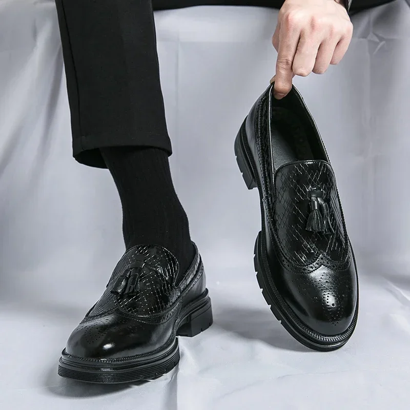 

Men Loafers Tassel Business Men Shoes Black Brown Pu Shoes for Men with Size 38-46 Mens Dress Shoes