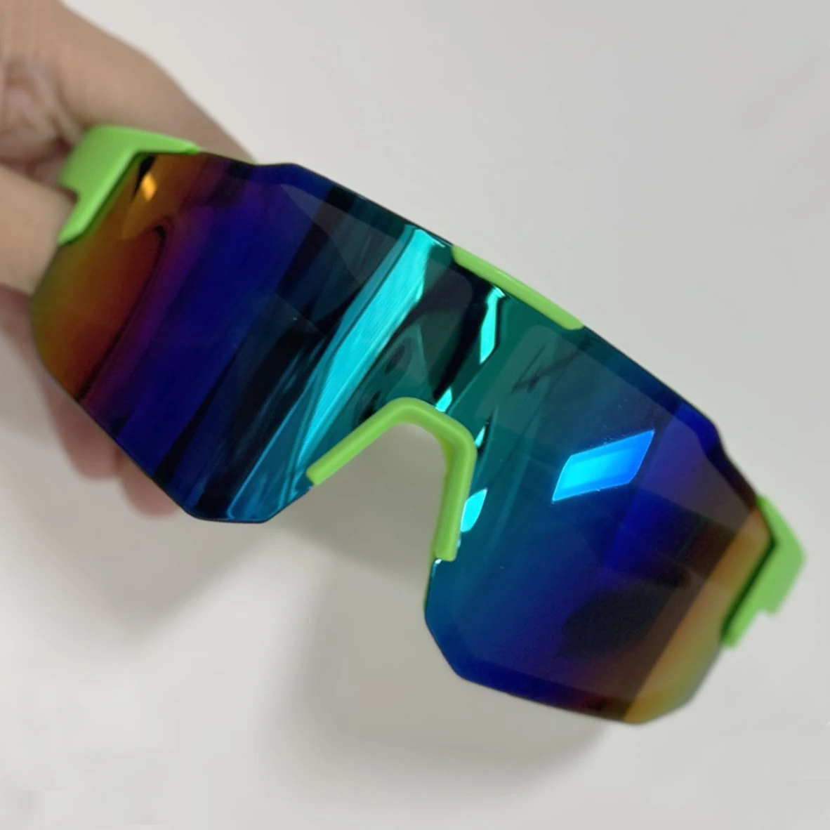Nieuwe fietszonnebril groot frame UV400 tinten UV-bescherming buitensporten winddicht anti-ultraviolet wandelen klimbril