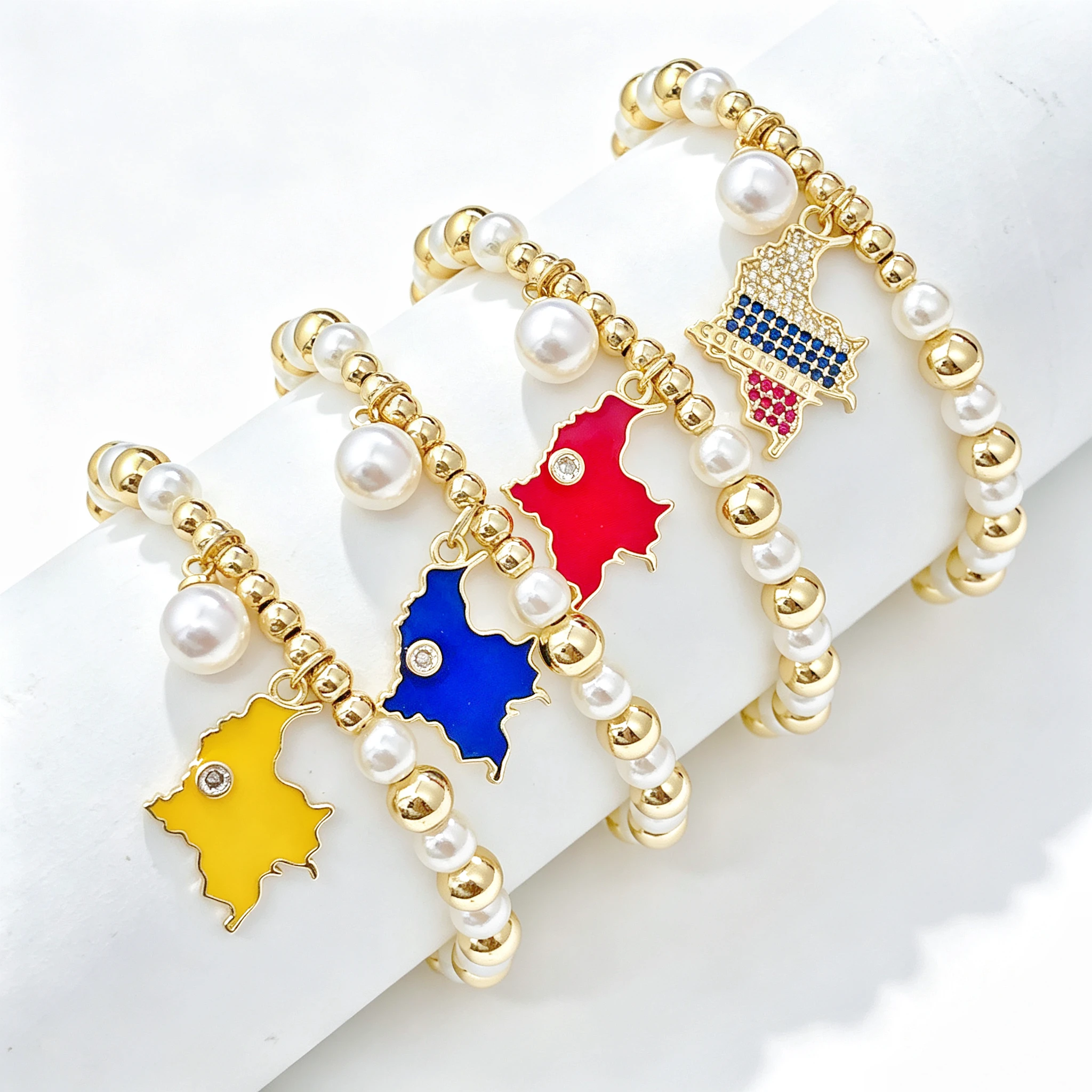 Luxury Enamel Art Violin Parrot-Shaped Venezuelan Flag Colombia Map Pearl Stretch Bracelet for Women Men Patriotic Jewelry Gift