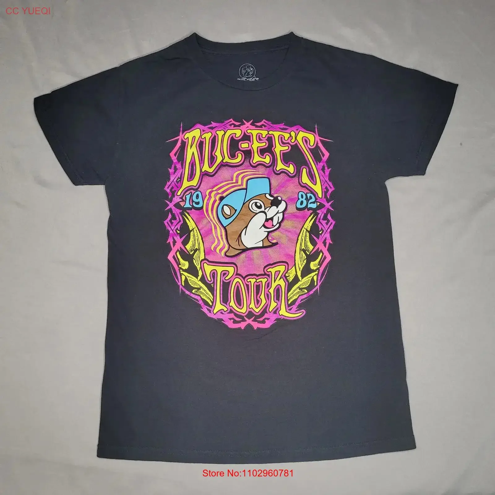 Camiseta Buc ee's Tour para hombre, talla pequeña, 1982, Bucees Neon Texas Gas Station, estilo vintage, lavada, cómoda, con gráfico