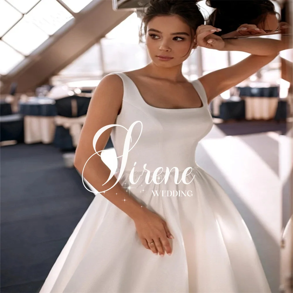 فساتين زفاف بسيطة على شكل حرف a من Sirene من الساتان بياقة مربعة فساتين العروس بطول الأرض بدون أكمام رداء بدون ظهر للحفلات الراقصة حسب الطلب