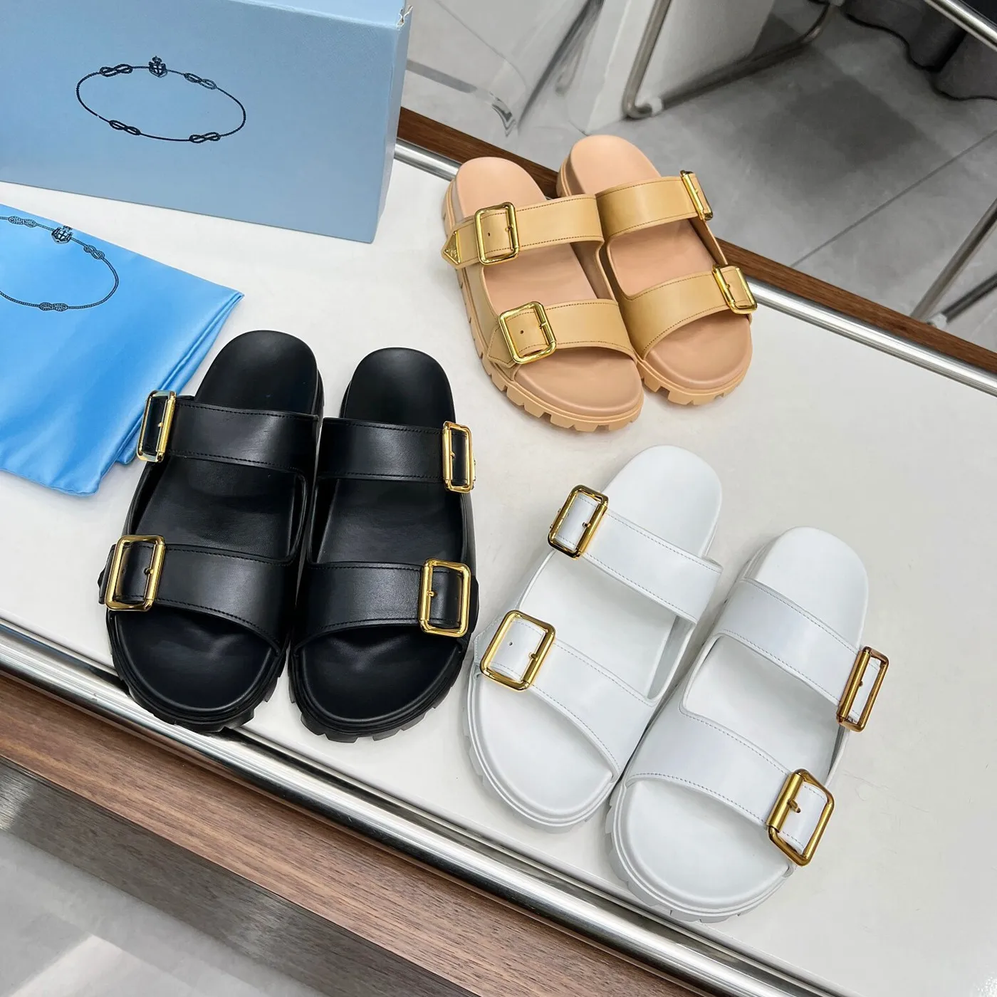 Less Stock In Black White Yellow Flat Sandals Female Summer Shoes Desinger Split Leather Rubber 35 To 42 Size Sandals 2024