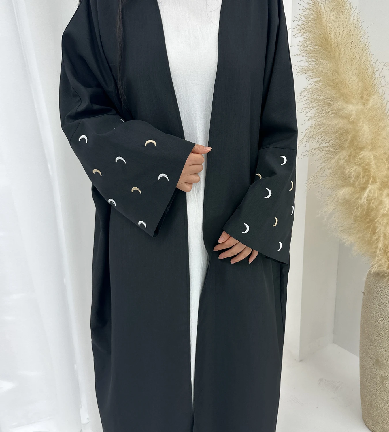 Muslim Abayas For Women Arab Ramandan Eid Moon Embroidery Open Modest Abaya Dubai  Kaftan Dresses Islamic Clothing 2024 New