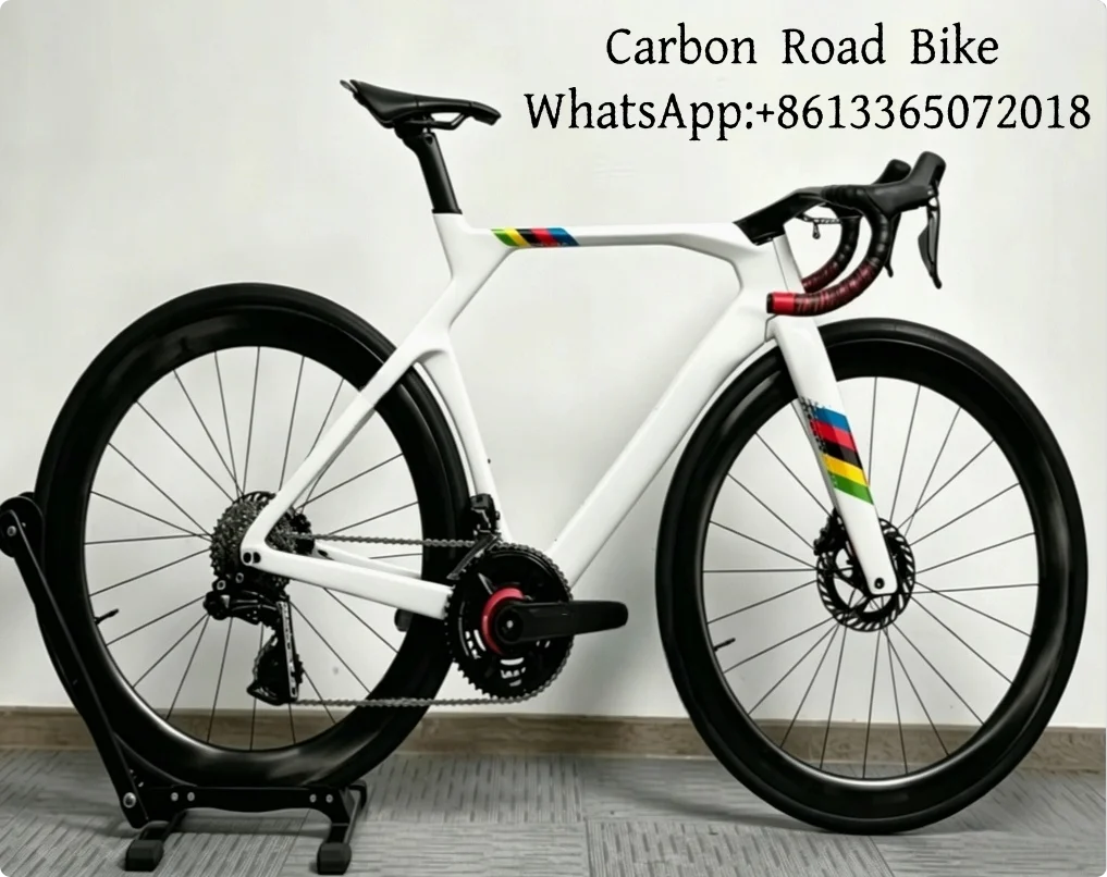 Das neueste Y1RS Carbon-Komplett-Rennrad mit DI2-Gruppensatz, 12-Gang-Schaltung, 700c Carbon-Laufrädern, viele Farben erhältlich.