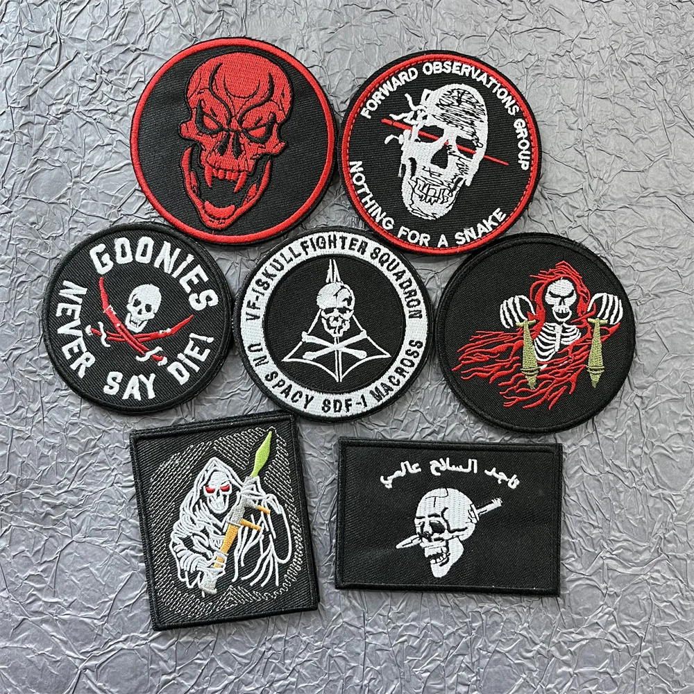 

Tactical Skull Patch Embroidery on Clothes Hook and Loop Patches Backpack Military Accessory Applique for Clothing Outdoor Badge